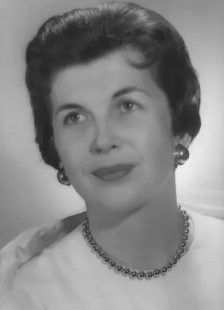obituary photo of Kathleen Anne 'Kay' (Kelly) Reilly