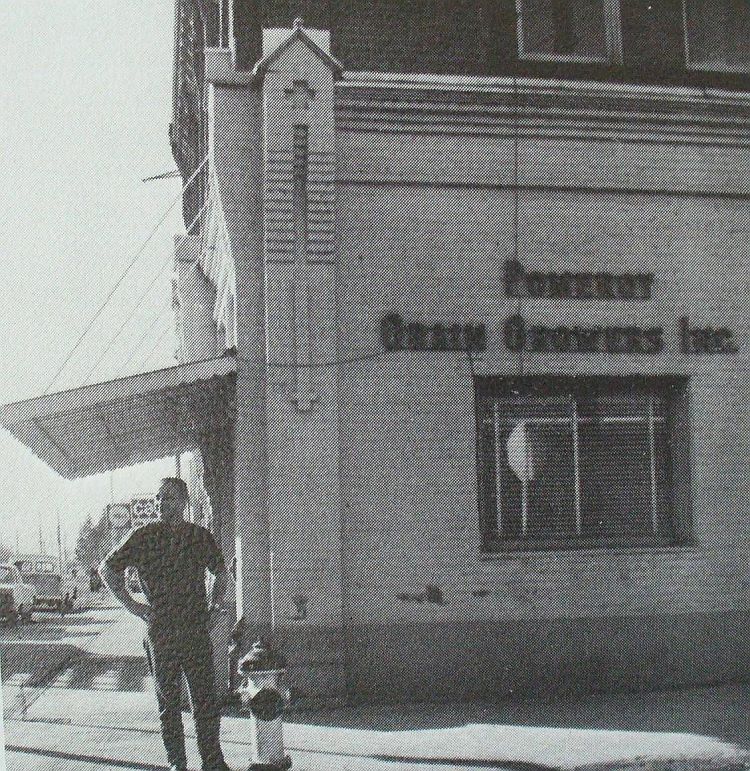 outside of Grain Growers located in SE corner of First National Bank Bldg, Pomeroy