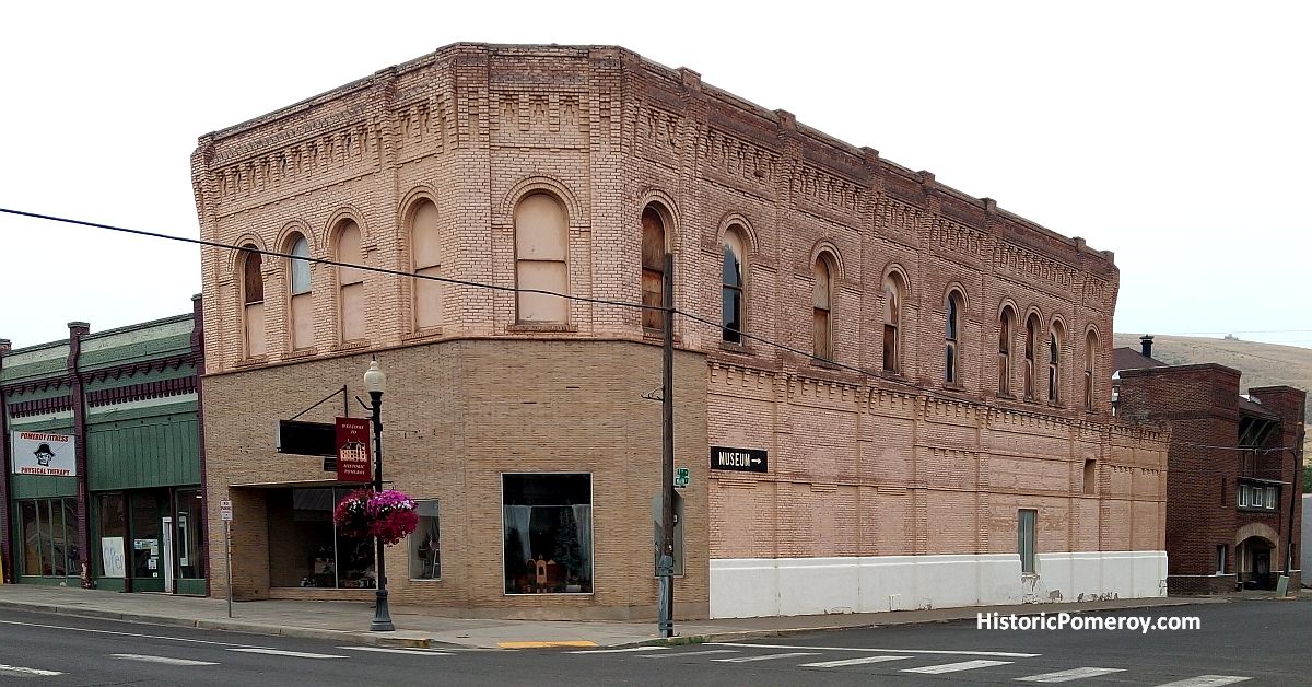 Cardwell Bldg, 2021, Pomeroy WA