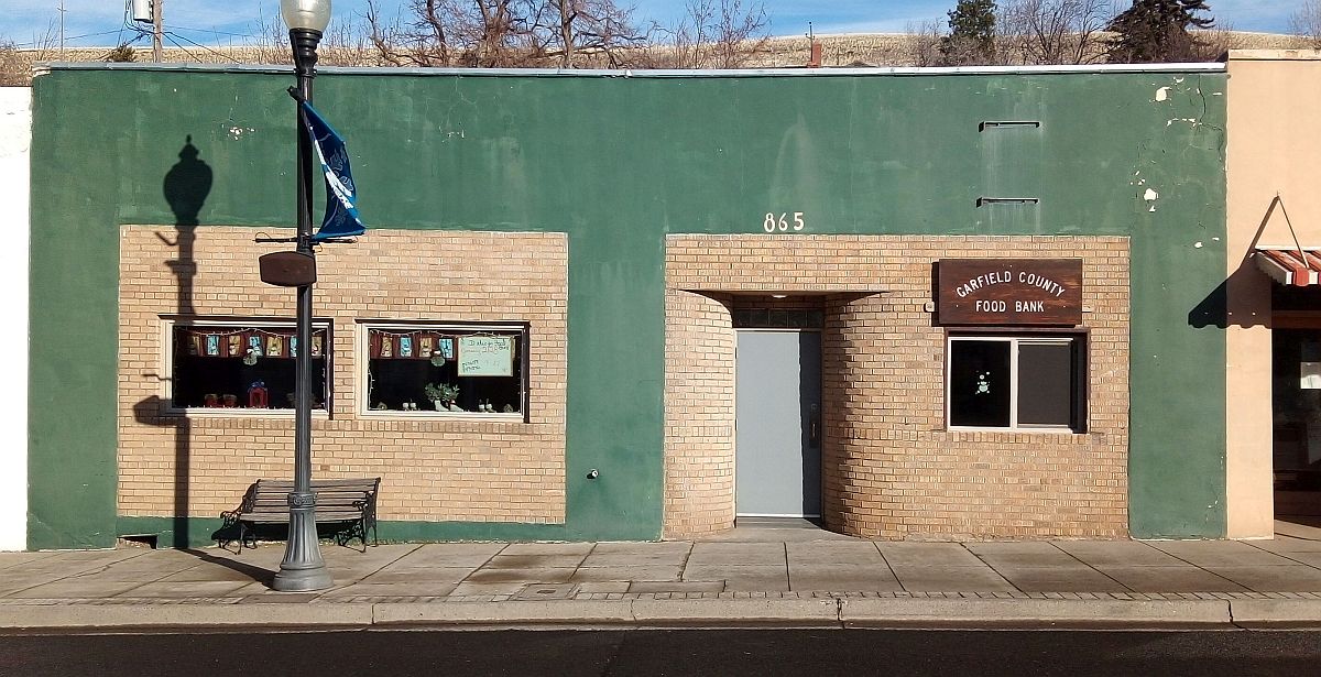 People's Market/OK Tire, Pomeroy Washington, 2021