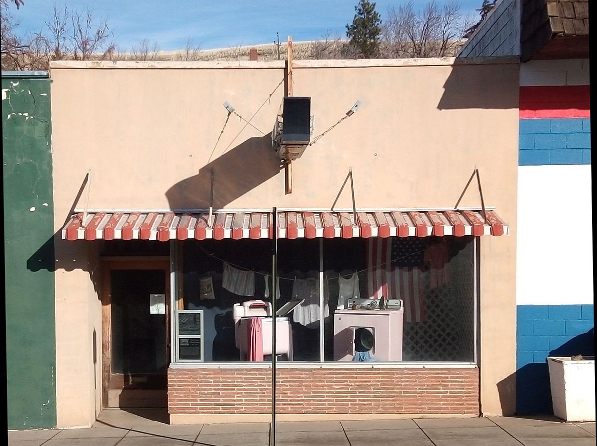 Belknap Insurance Bldg, Downtown Pomeroy Washington, 2021