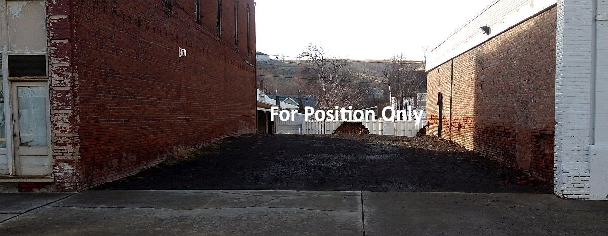 Vacant lot at 690 Main street, Pomeroy